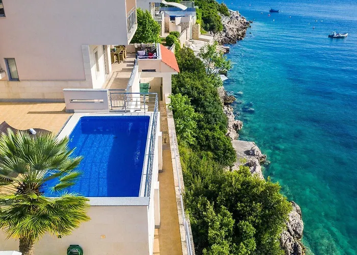 House Silva Hébergement de vacances Ražanj